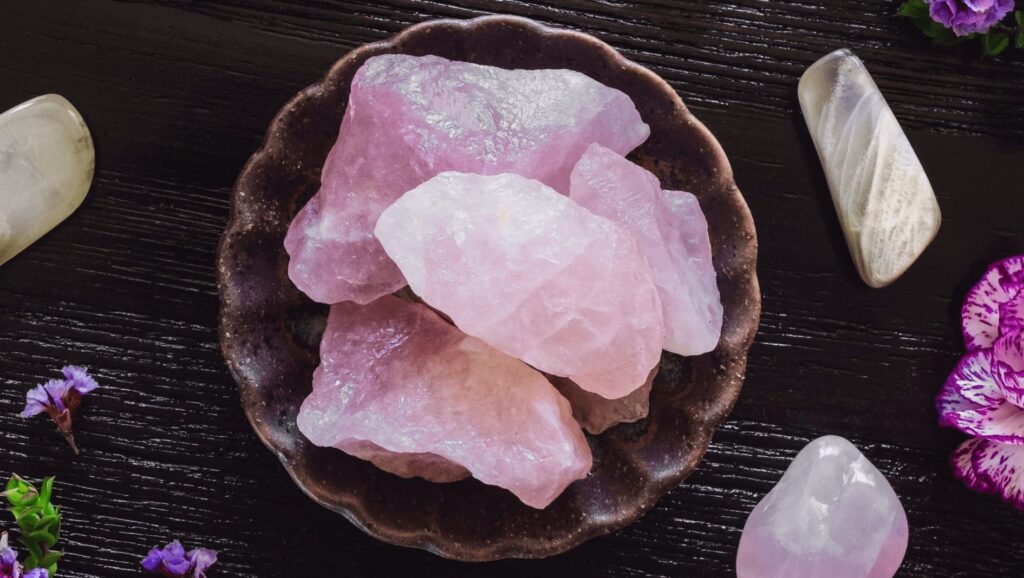 How to cleanse and charge rose quartz