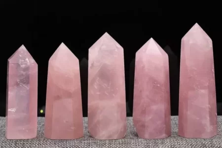 The meaning and use of rose quartz in feng shui