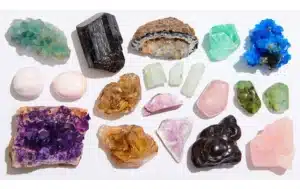 Meanings and uses of feng shui crystals