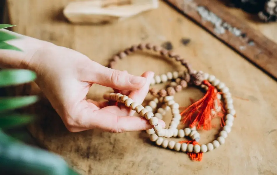 How To Make Buddhist Beads - Lotusbuddhas