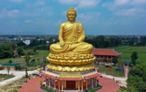 The Meaning and Benefits of the Buddha Statue in Buddhism