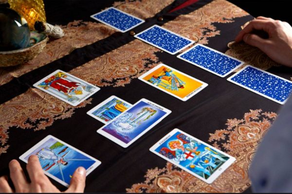 8 Most Popular Tarot Card Spreads