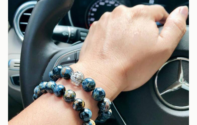 How to wear Feng Shui bracelets in daily life