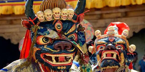 Participate in Gutor holidays to Ward Off Evil Spirits and Hungry Ghosts